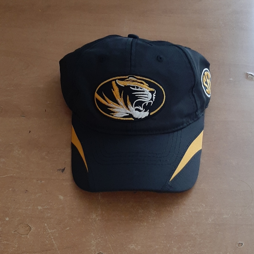 University Missouri Tigers Hat